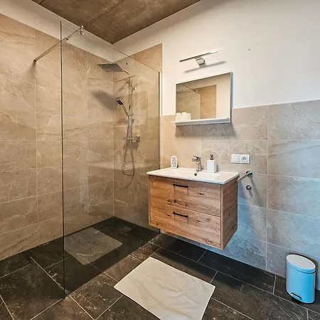Alpenluxus Presents - Martins Zillertalblick With Parking Space And Balcony *
